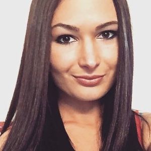 Meet your Posher, Sabrina